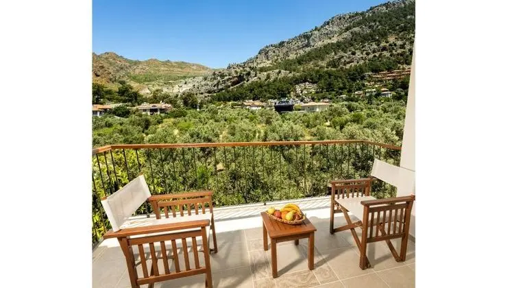Deluxe Oda, Deniz veya Kara Manzaralı