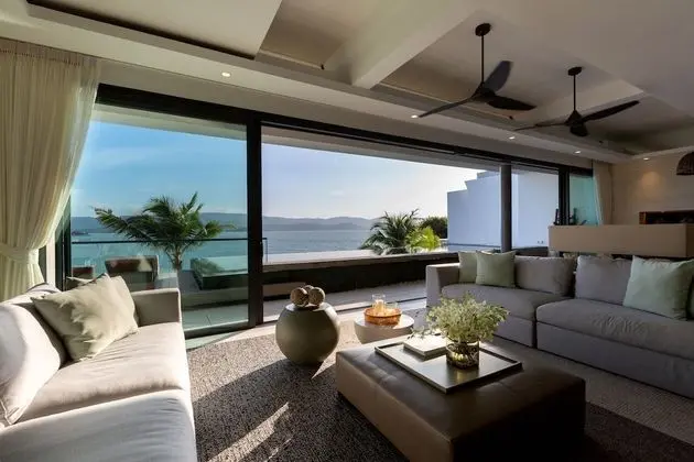 Three-bedroom Beach Access - Villa Muscat