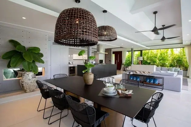 Three-bedroom Beach Access - Villa Muscat