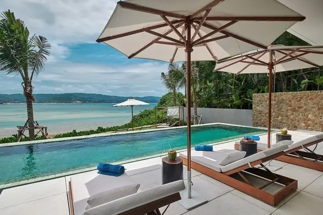 Three-bedroom Beachfront - Villa Solaris