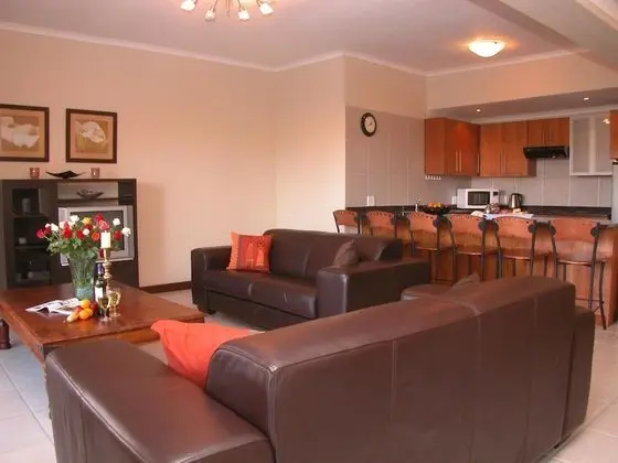 Luxury Garden View Apartment