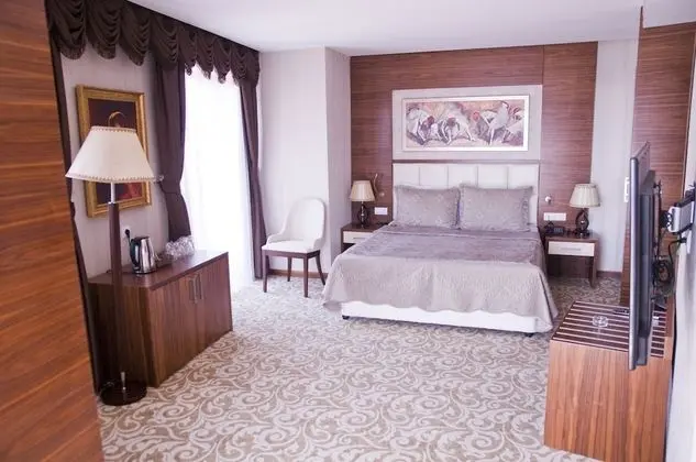 Deluxe Üç Kişilik Oda