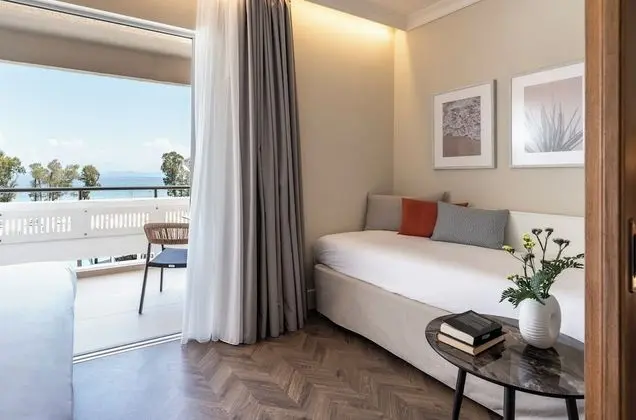 Superior Üç Kişilik Oda, Deniz Manzaralı (Sliding doors)