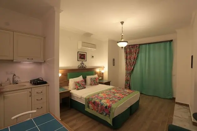 Tek Büyük veya İki Ayrı Yataklı Oda