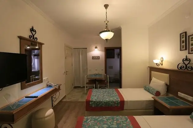 Tek Büyük veya İki Ayrı Yataklı Oda