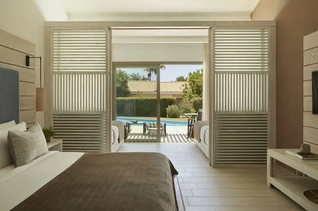 Family Room Sliding Door Swim up Pool view (Bungalow Area)