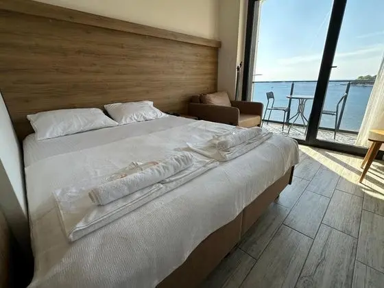 Çift Kişilik, Deniz Manzaralı, Balkonlu