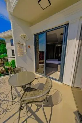 Prime Rooms, Havuz veya Bahçe Manzaralı, Balkonlu