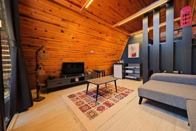 Standart Bungalow, Havuz Manzaralı, Balkon veya Teraslı