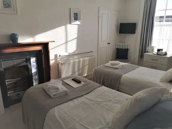 İki Ayrı Yataklı Oda, Banyolu/Duşlu (Ground Floor)