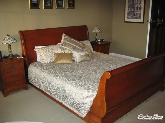 Room with King Bed The Abel Tasman Suite min 2 nights