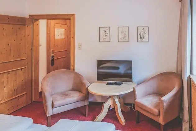 Classic Tek Büyük Yataklı Oda