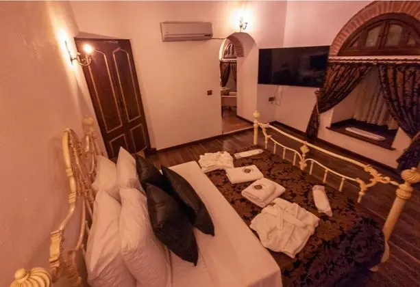 Deluxe Suite ,Havuz Manzaralı