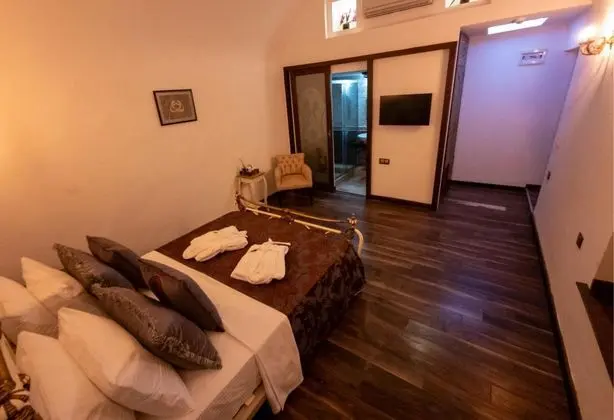 Deluxe Suite ,Havuz Manzaralı