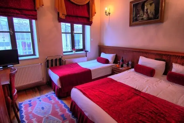 Standard Üç Kişilik Oda