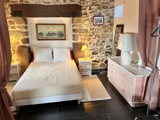 Stüdyo (Ty Ar Dreuz)