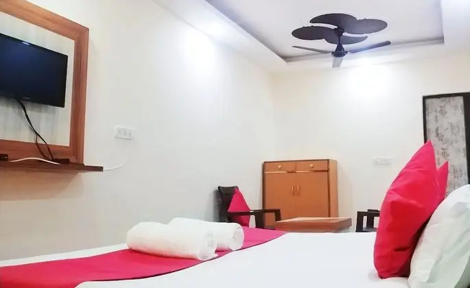 Comfort Tek Büyük Yataklı Oda