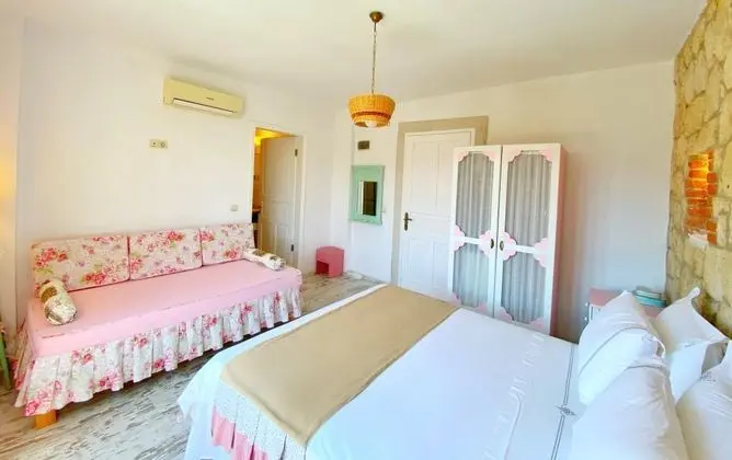 Standart Oda, Bahçe Manzaralı
