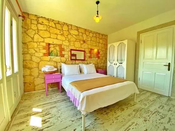 Standart Oda, Bahçe Manzaralı