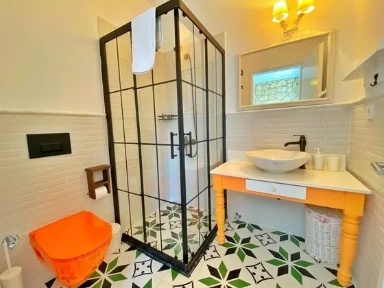 Standart Oda, Bahçe Manzaralı