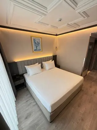 Standart Oda, Şehir Manzaralı