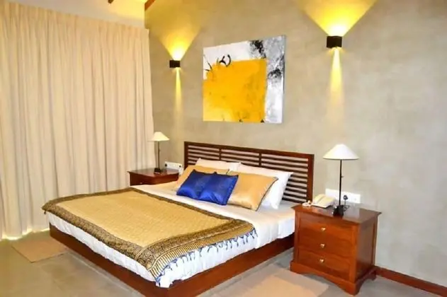 Deluxe Tek Büyük Yataklı Oda, Bahçe Manzaralı, Bahçeli