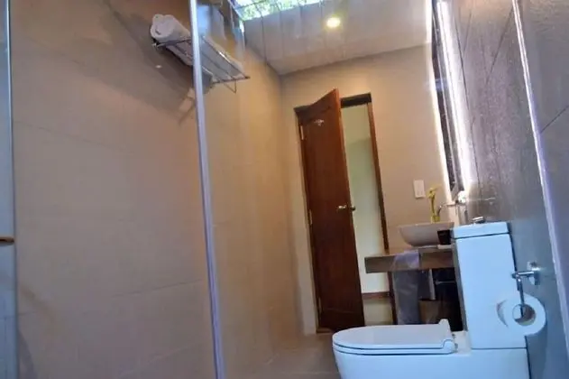 Deluxe Tek Büyük Yataklı Oda, Bahçe Manzaralı, Bahçeli