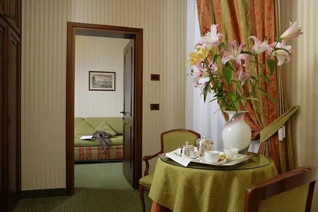 Superior Tek Büyük veya İki Ayrı Yataklı Oda