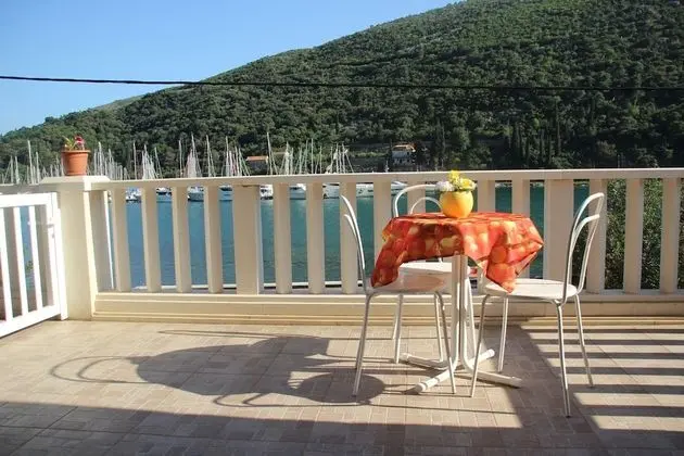 Apart Daire, Deniz Manzaralı