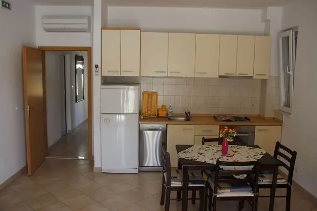 Apart Daire, Teras, Deniz Manzaralı