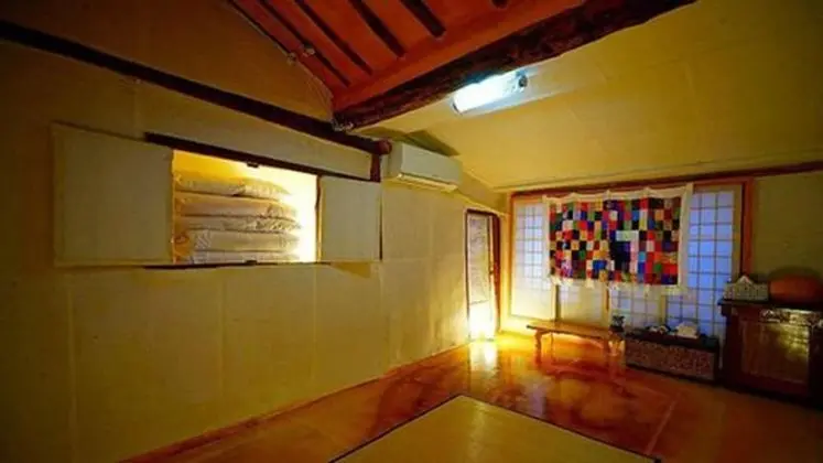 Oda (2)