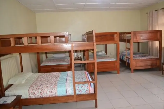 Oda, Karma Ranzalı Oda (8 beds)