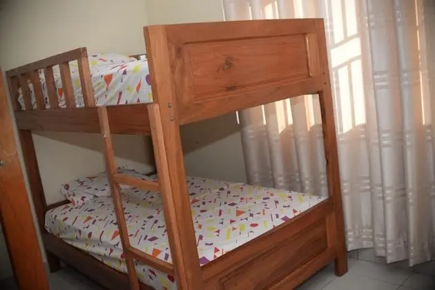 Oda, Karma Ranzalı Oda (8 beds)