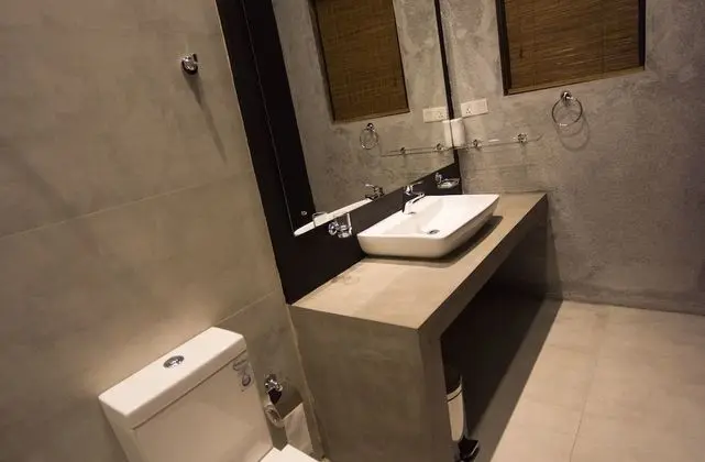 Deluxe Tek Büyük Yataklı Oda, 1 En Büyük (King) Boy Yatak, Sigara İçilmez, Şehir Manzaralı