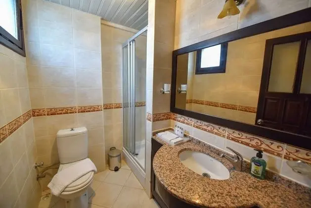Standard Üç Kişilik Oda