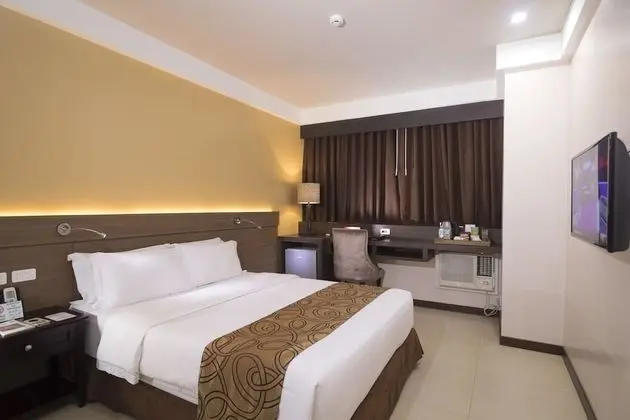 Deluxe Tek Büyük Yataklı Oda