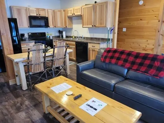 Cabin 24A, Pet Friendly, Non-Smoking