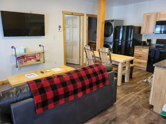 Cabin 24A, Pet Friendly, Non-Smoking