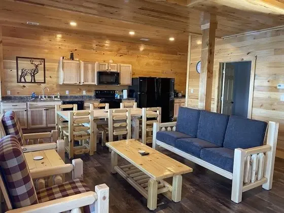 Cabin 2BA, Pet Friendly, Non-Smoking