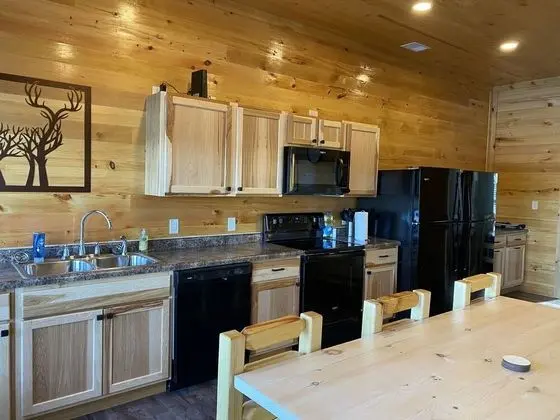 Cabin 2BA, Pet Friendly, Non-Smoking
