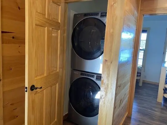 Cabin 2BA, Pet Friendly, Non-Smoking