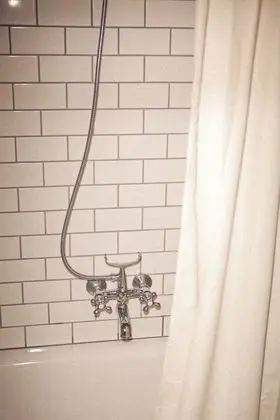 Family Dört Kişilik Oda, Ortak Banyo