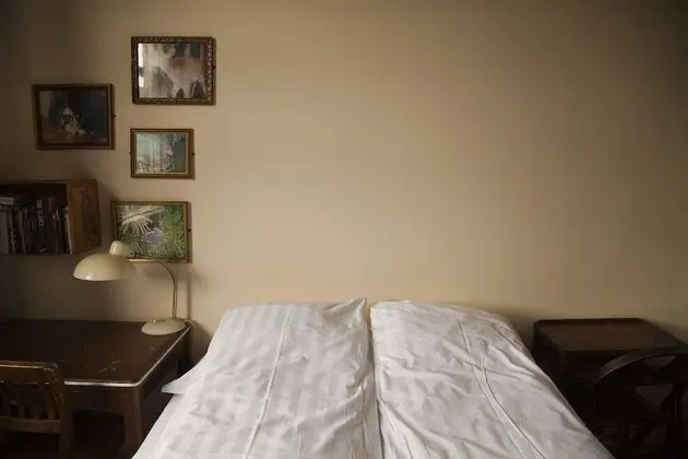 Standard Tek Büyük Yataklı Oda, Ortak Banyo