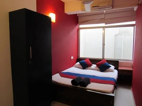 Basic Tek Büyük Yataklı Oda