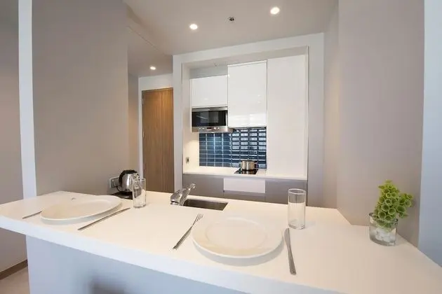 Deluxe One-Bedroom Apartment With Balcony