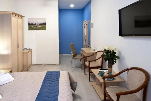 Business Tek Büyük Yataklı Oda