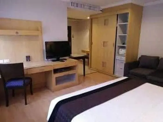 Executive Corner  Room