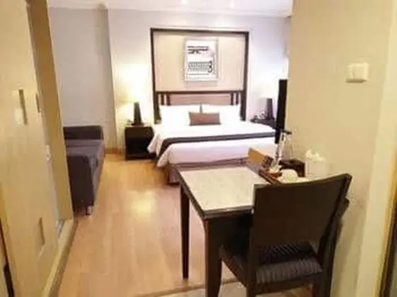 Executive Corner  Room