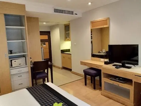 Executive Suite