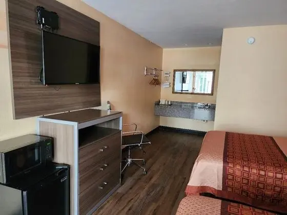 Standard Oda, 2 Çift Kişilik Yatak, Sigara İçilebilir